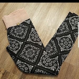 Cute booty lounge leggings